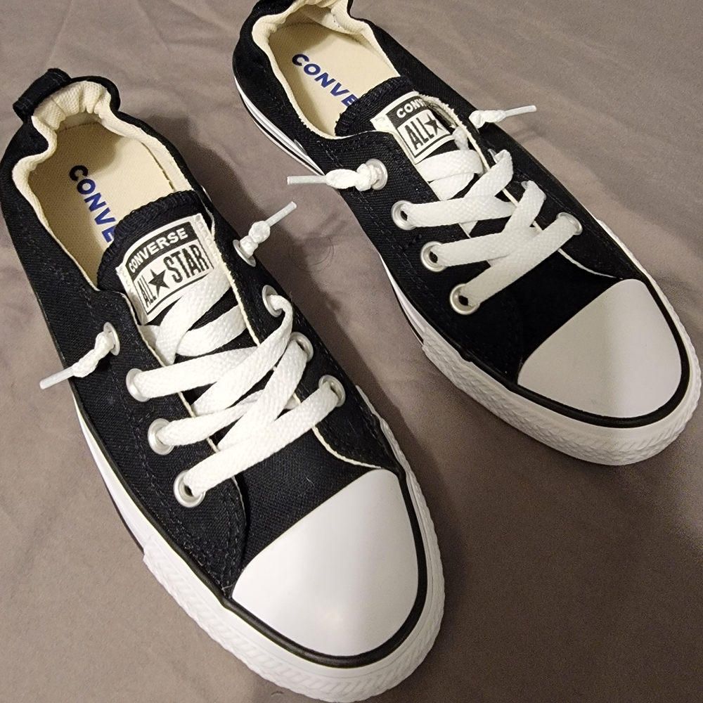 Womens Converse Size 7